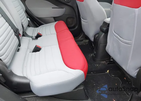 2014 Fiat 500L Easy из США, поврежденный, VIN ZFBCFABHXEZ016376